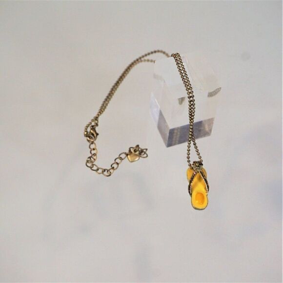 Flip Flop Pendant Enamel Rhinestones on Ball Necklace Vintage BTC Jewelry - Picture 3 of 8